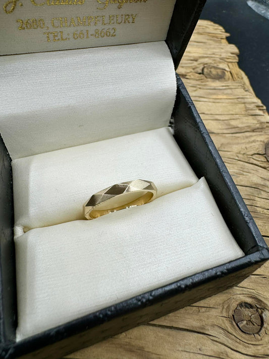 💍Jonc facetté en or 10k