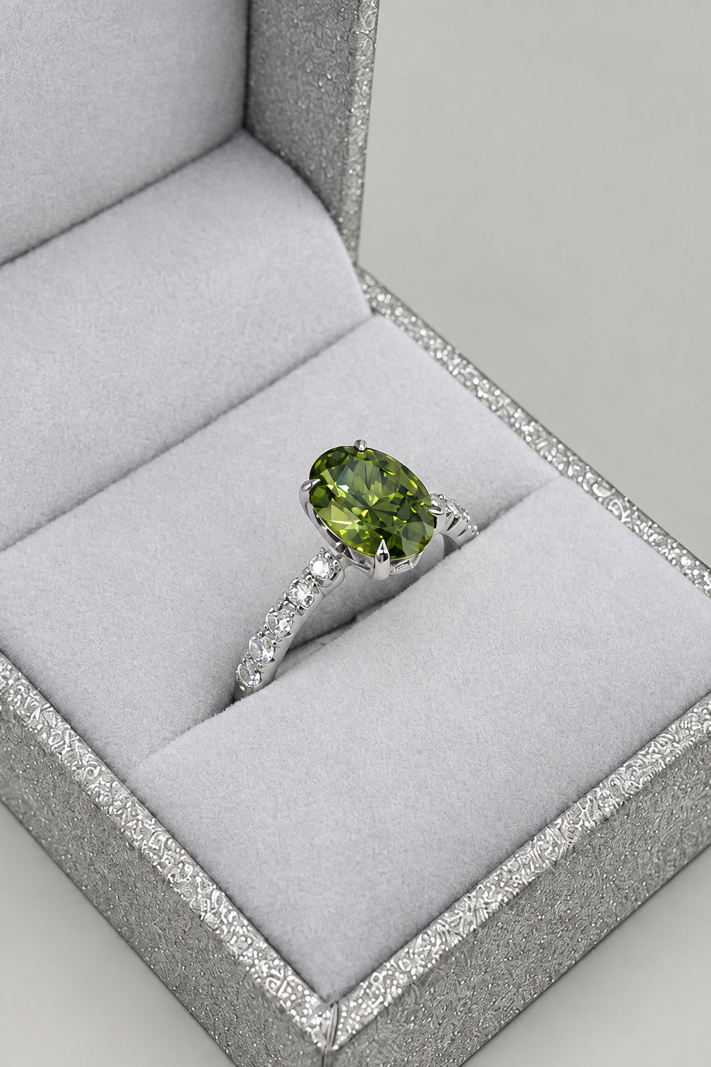 Bague or blanc - diamant vert de laboratoire