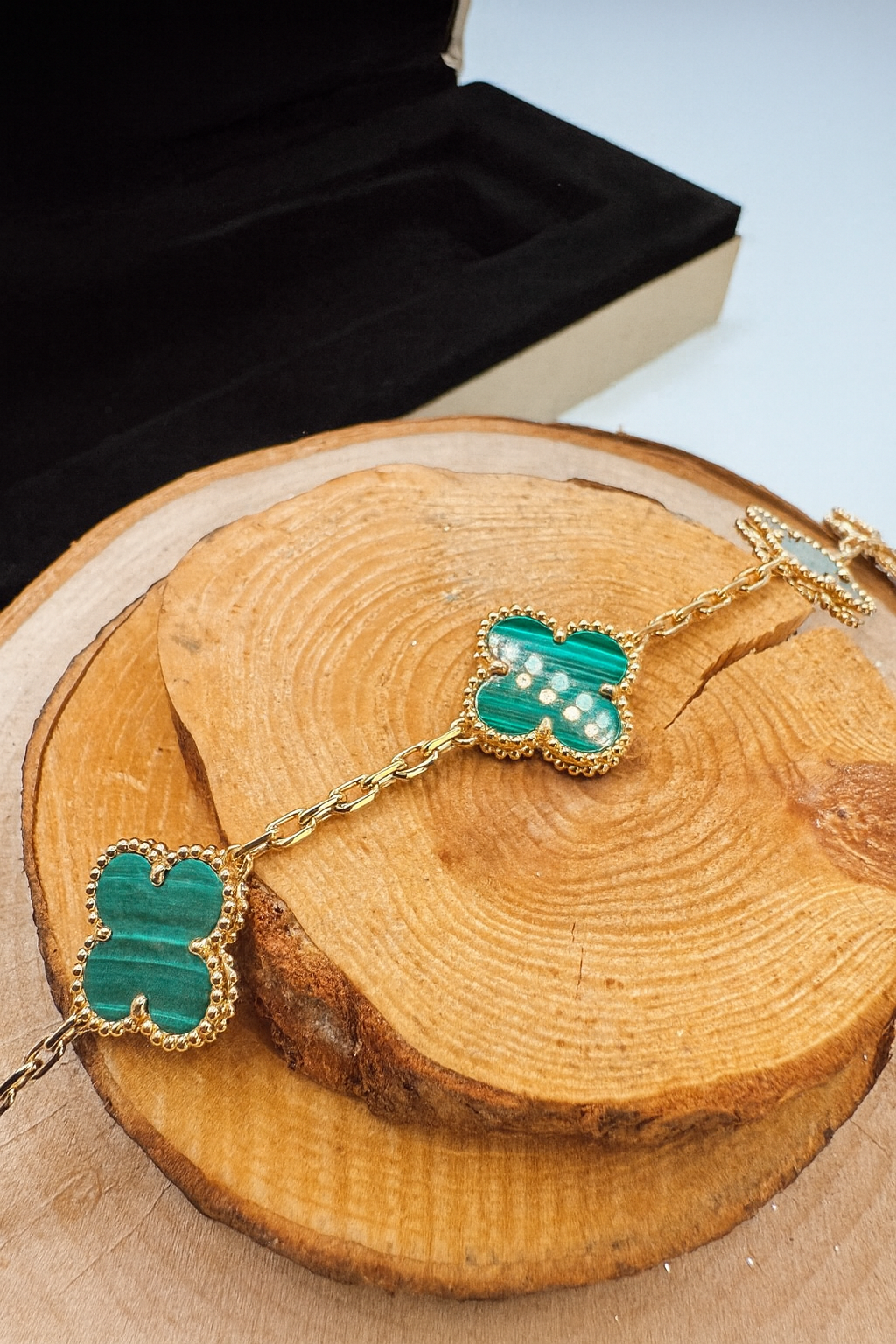 Bracelet trèfle en or jaune 18k & malachite — réplique parfaite