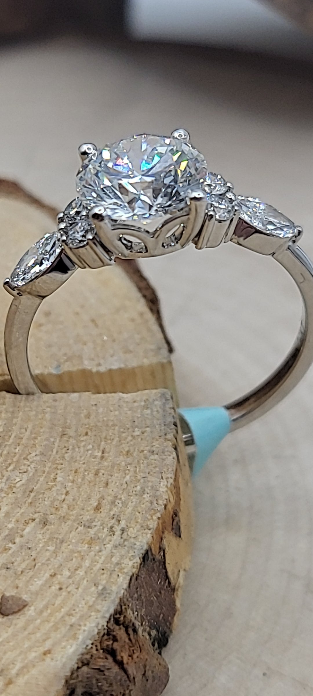 ✨Bague en or blanc 14K et diamants