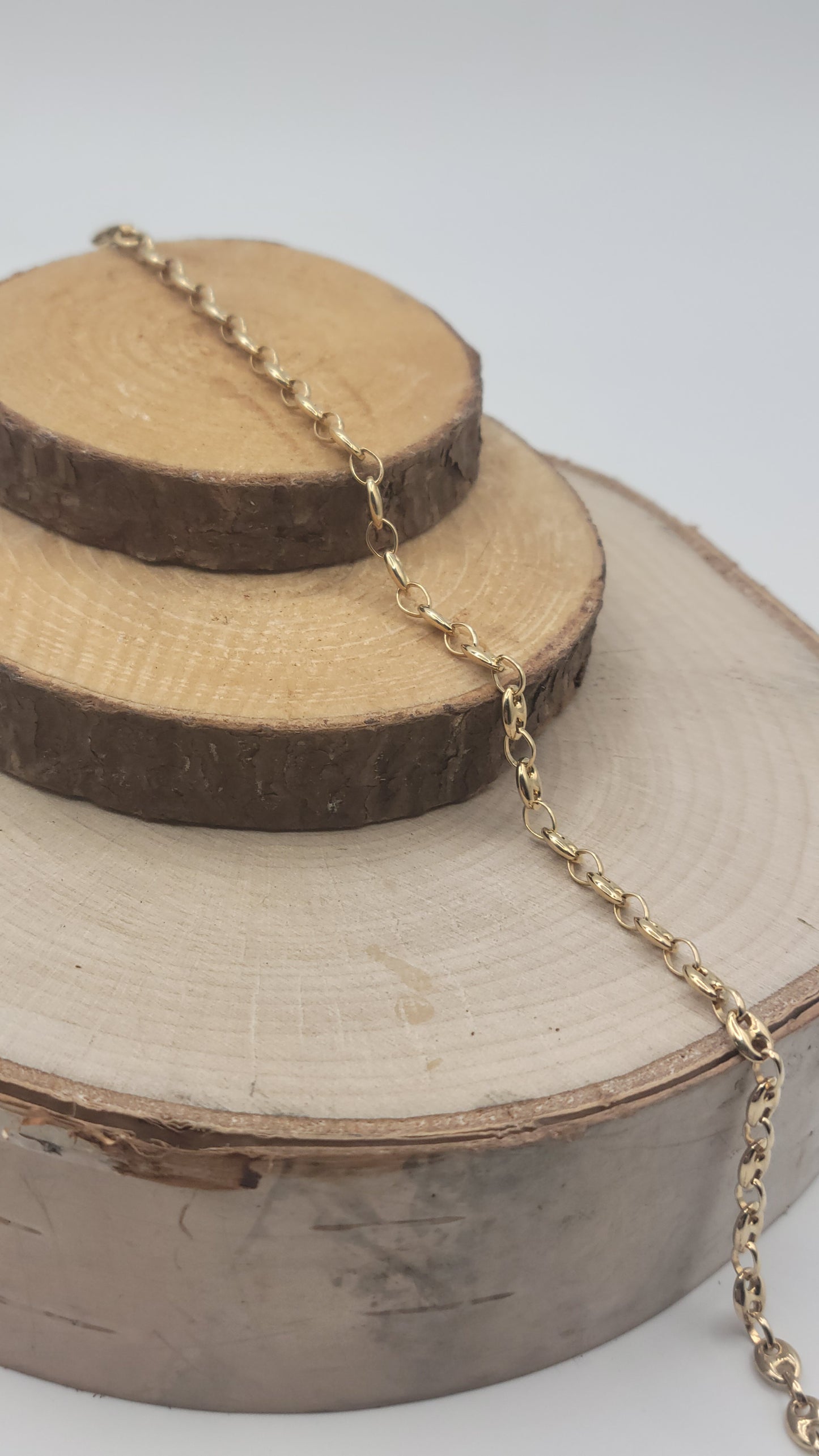 🔗𝐵𝑟𝑎𝑐𝑒𝑙𝑒𝑡 𝑒𝑛 𝑜𝑟 𝑗𝑎𝑢𝑛𝑒 –𝐿’𝑒𝑝𝑢𝑟𝑒 𝑑𝑢 𝑙𝑢𝑥𝑒 10k