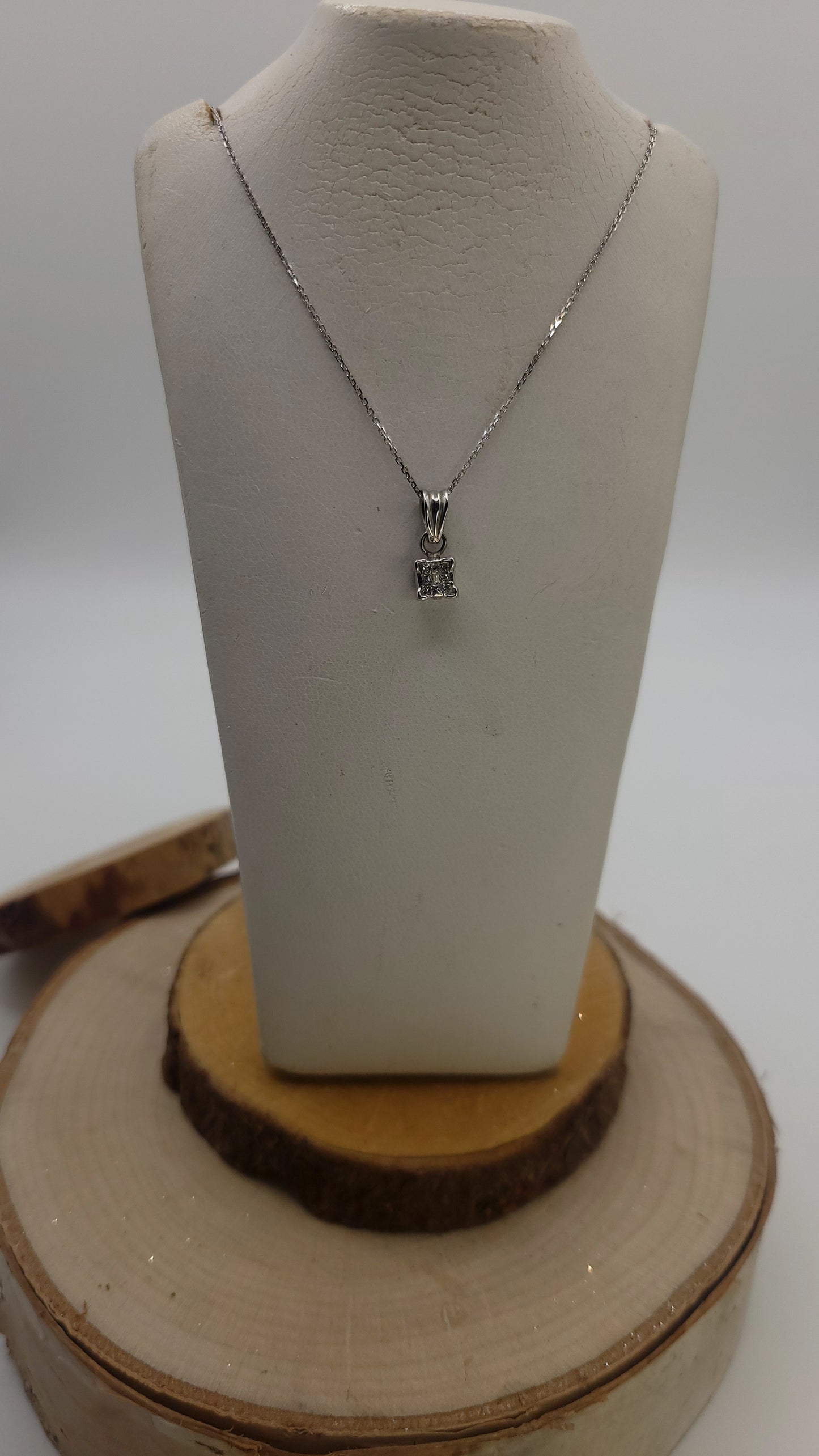 📿Pendentif or blanc +Diamants