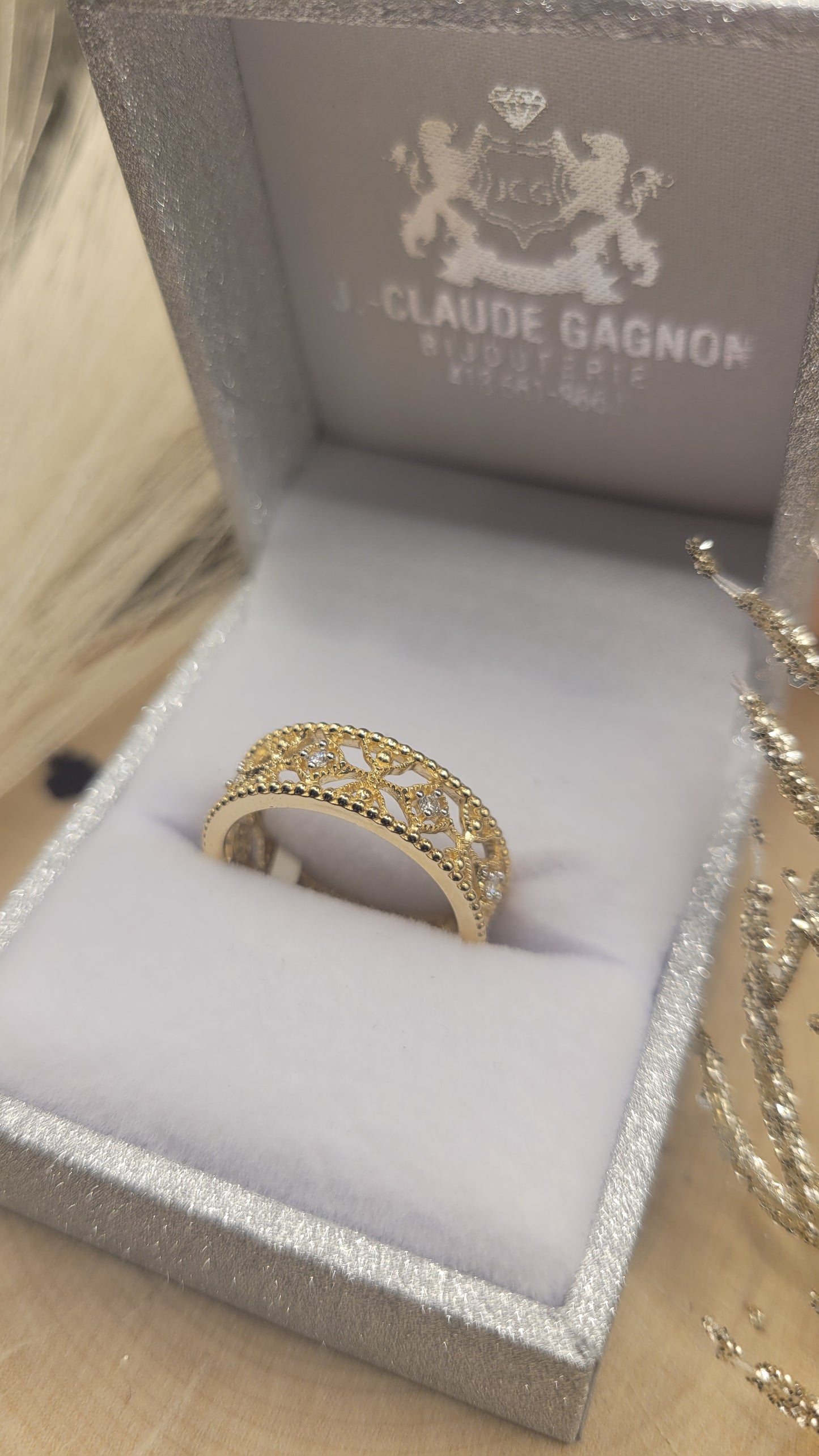 ✨️Bague en or jaune 14k – 1,10 ct de lumière sculptée