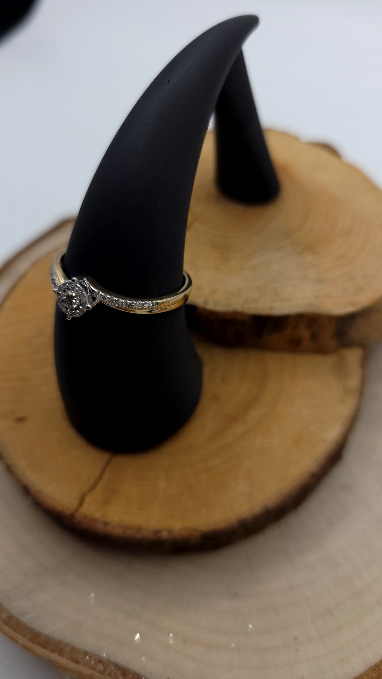 ✨ Bague Élégance Dorée – Or jaune 14k/18ct & diamant central