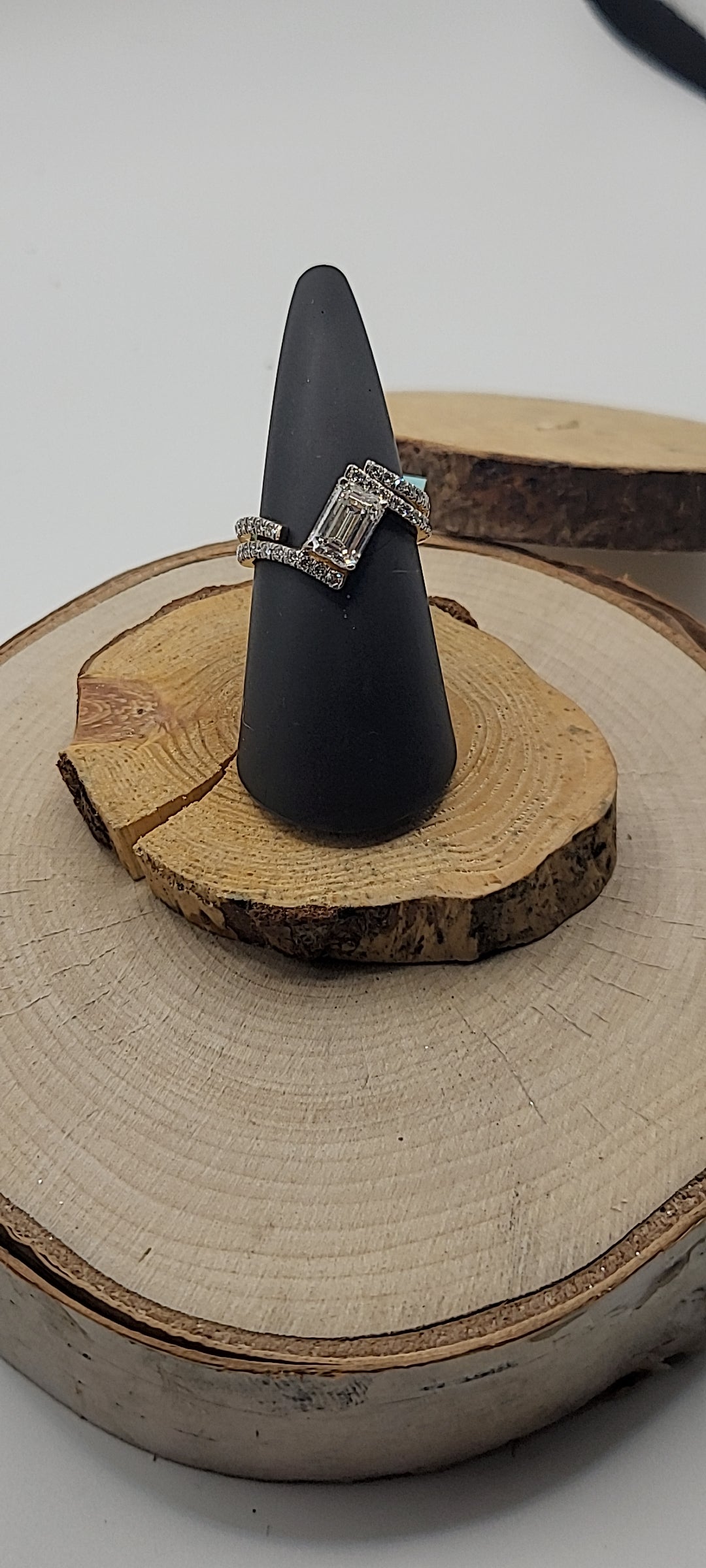 ✨️Bague 2 Pièces en Or Jaune 14K – Diamant de Laboratoire 1,52 ct & 34 Diamants d’Accent (0,51 ct)