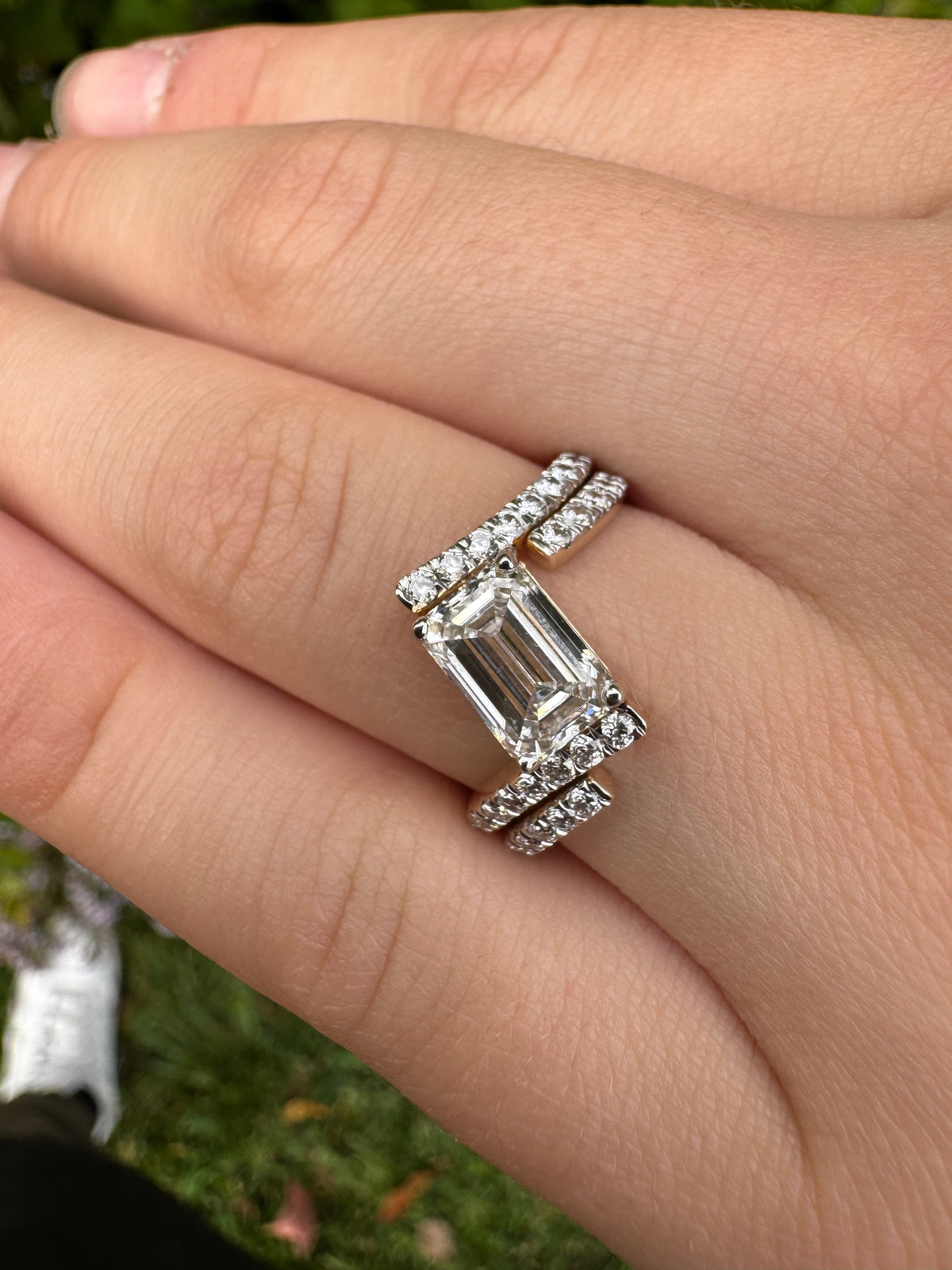Lab-grown diamond ring set