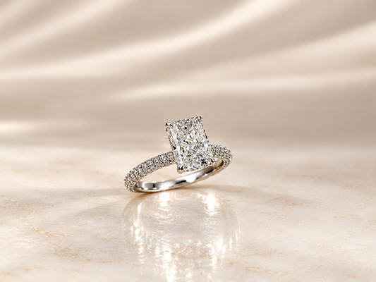 Bague or blanc - diamant radiant de laboratoire