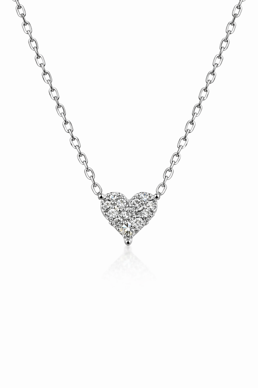 📿Collier en or blanc 18k avec pendentif en forme de cœur serti de diamants naturels.