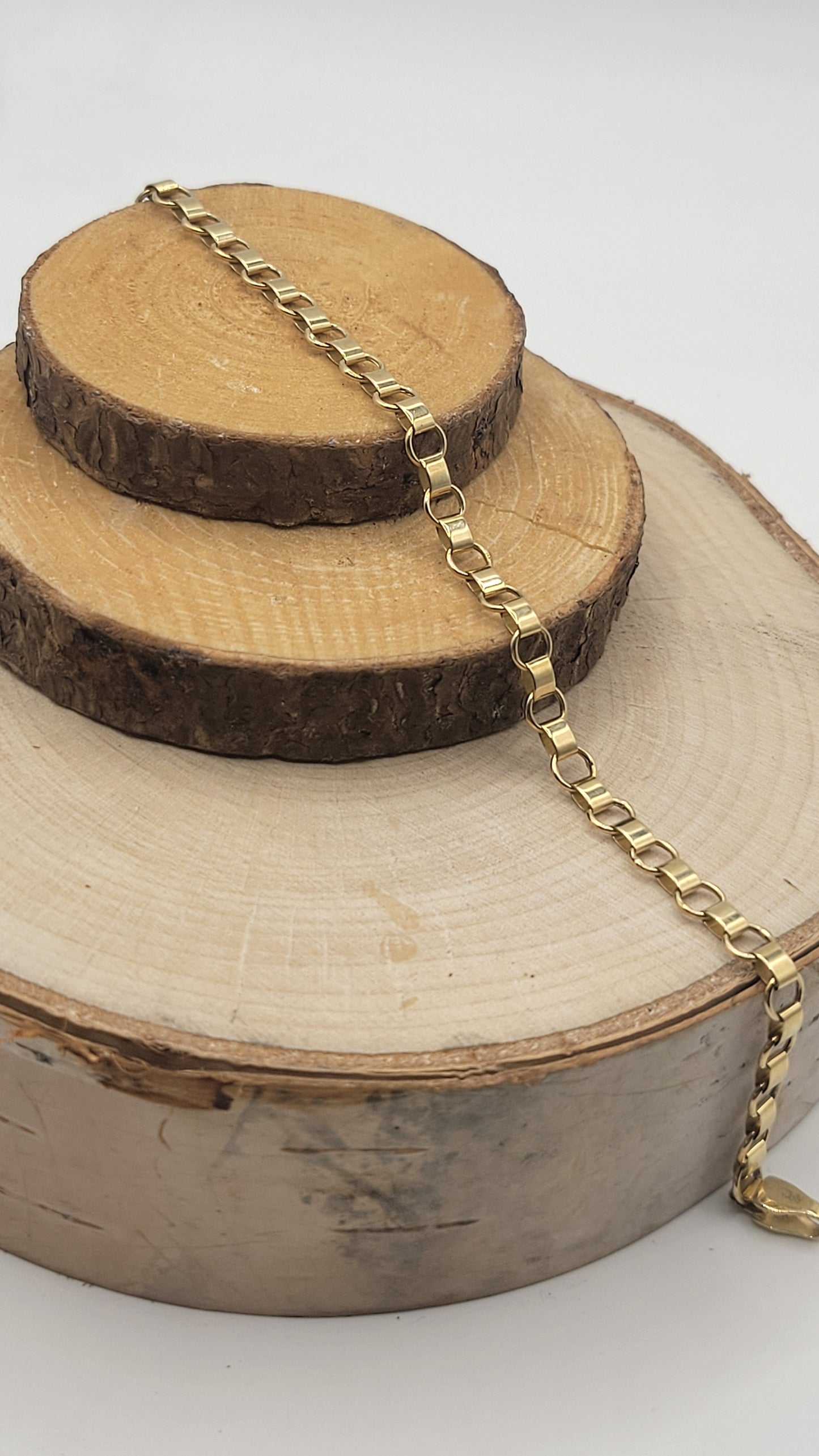 🔗𝐵𝑟𝑎𝑐𝑒𝑙𝑒𝑡 𝑑𝑜𝑟𝑒𝑒 – 𝐿’𝑒́𝑙𝑒𝑔𝑎𝑛𝑐𝑒 𝑒𝑛 𝑓𝑖𝑙𝑖𝑔𝑟𝑎𝑛𝑒 10k