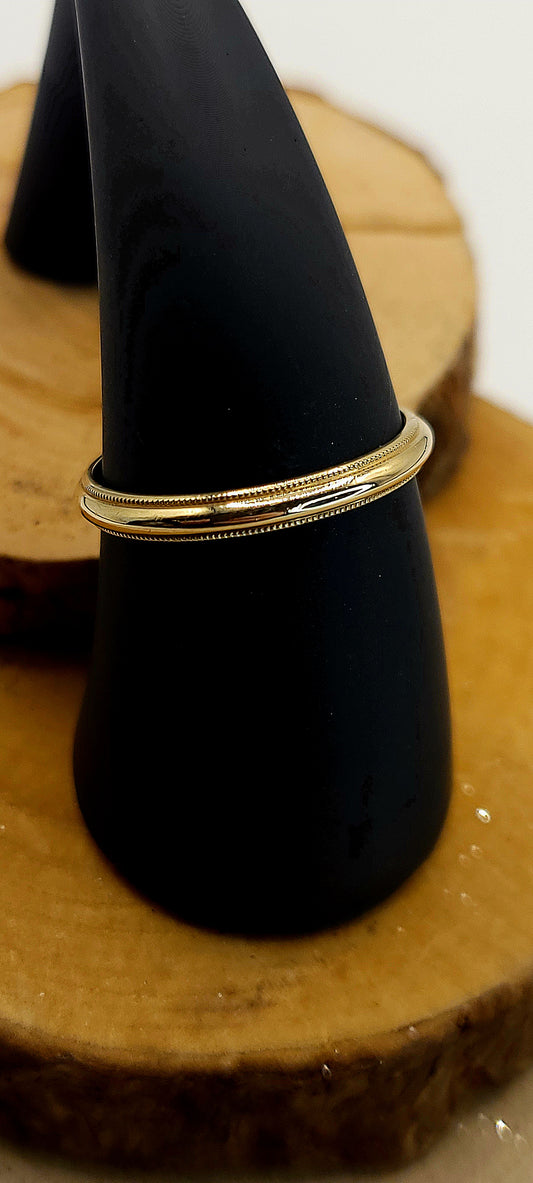 ✨️Bague “Contour” – Or jaune 10k finition perlée