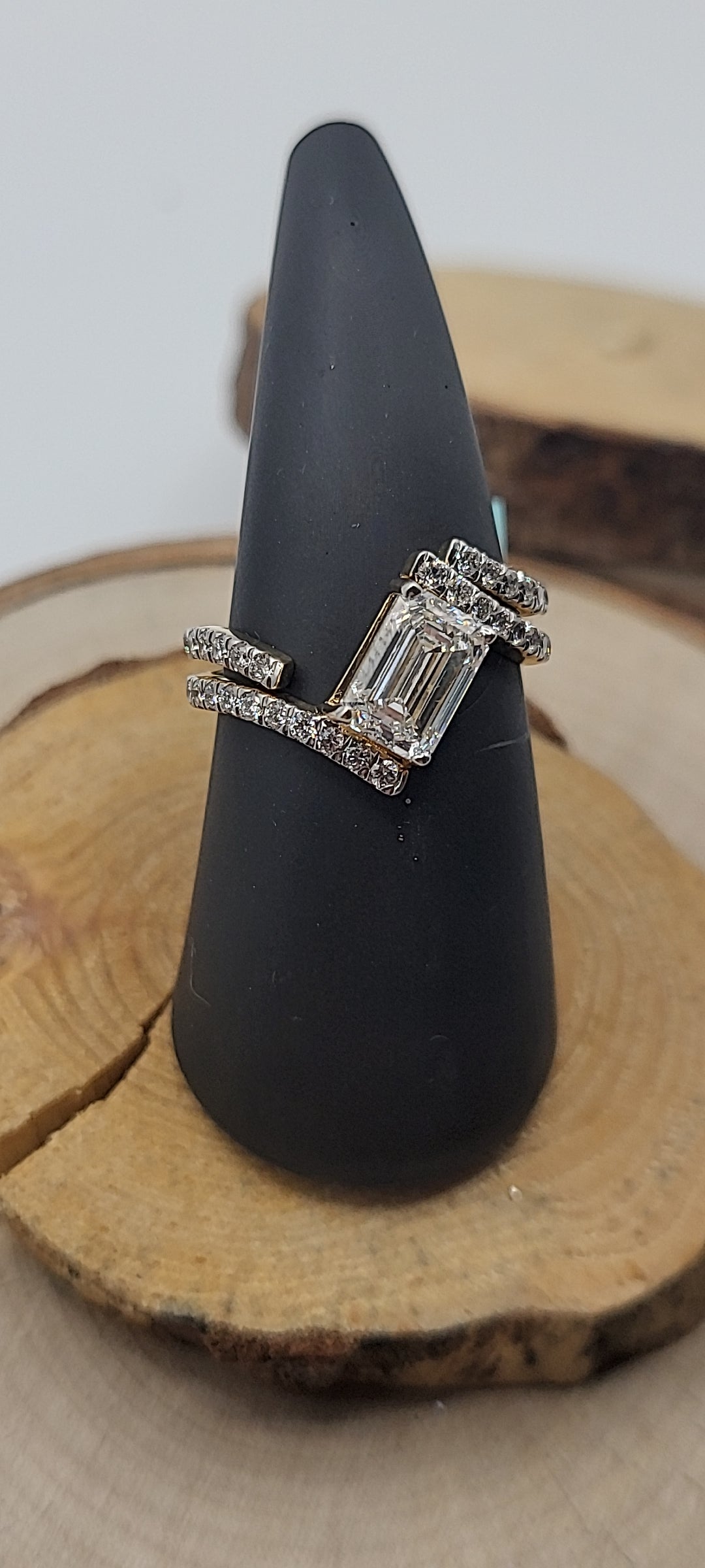 ✨️Bague 2 Pièces en Or Jaune 14K – Diamant de Laboratoire 1,52 ct & 34 Diamants d’Accent (0,51 ct)