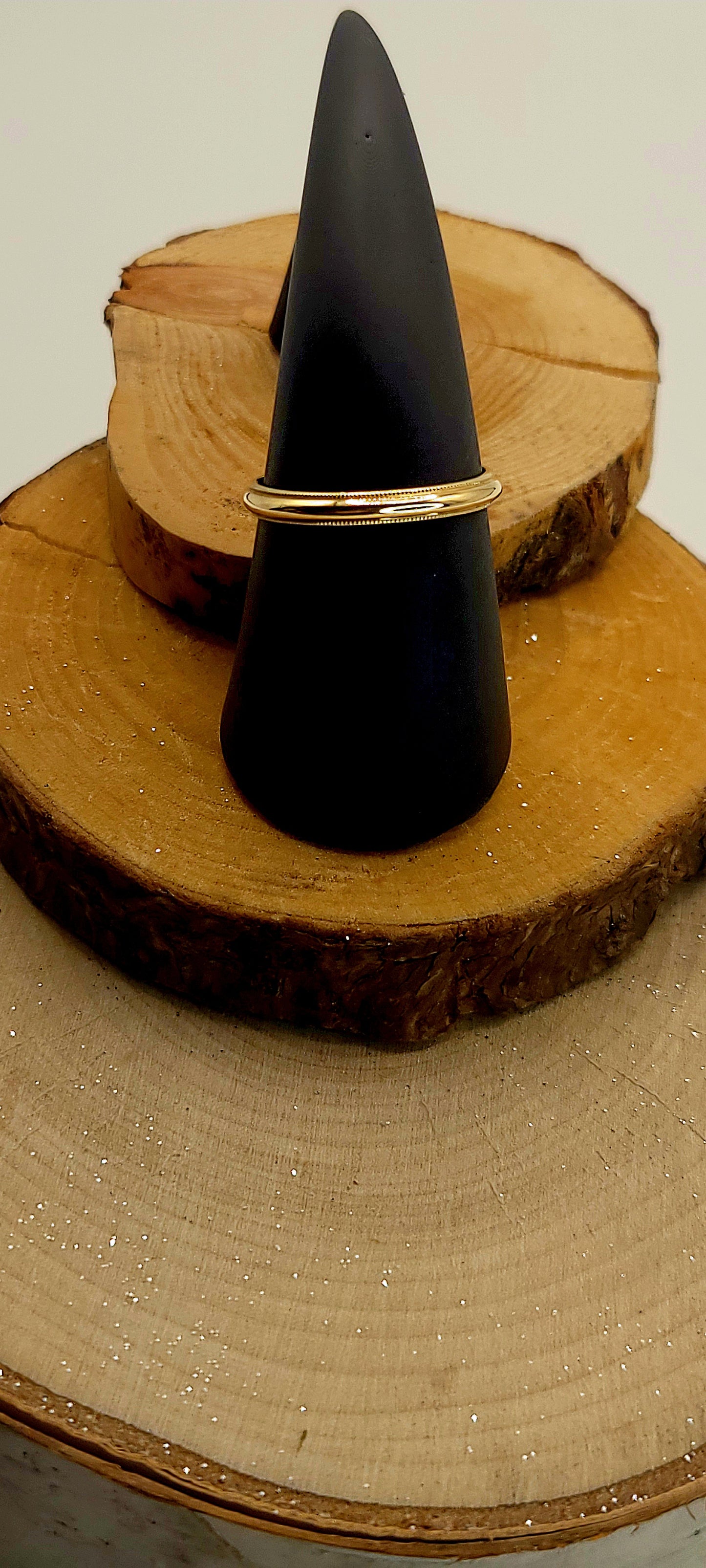 ✨️Bague “Contour” – Or jaune 10k finition perlée