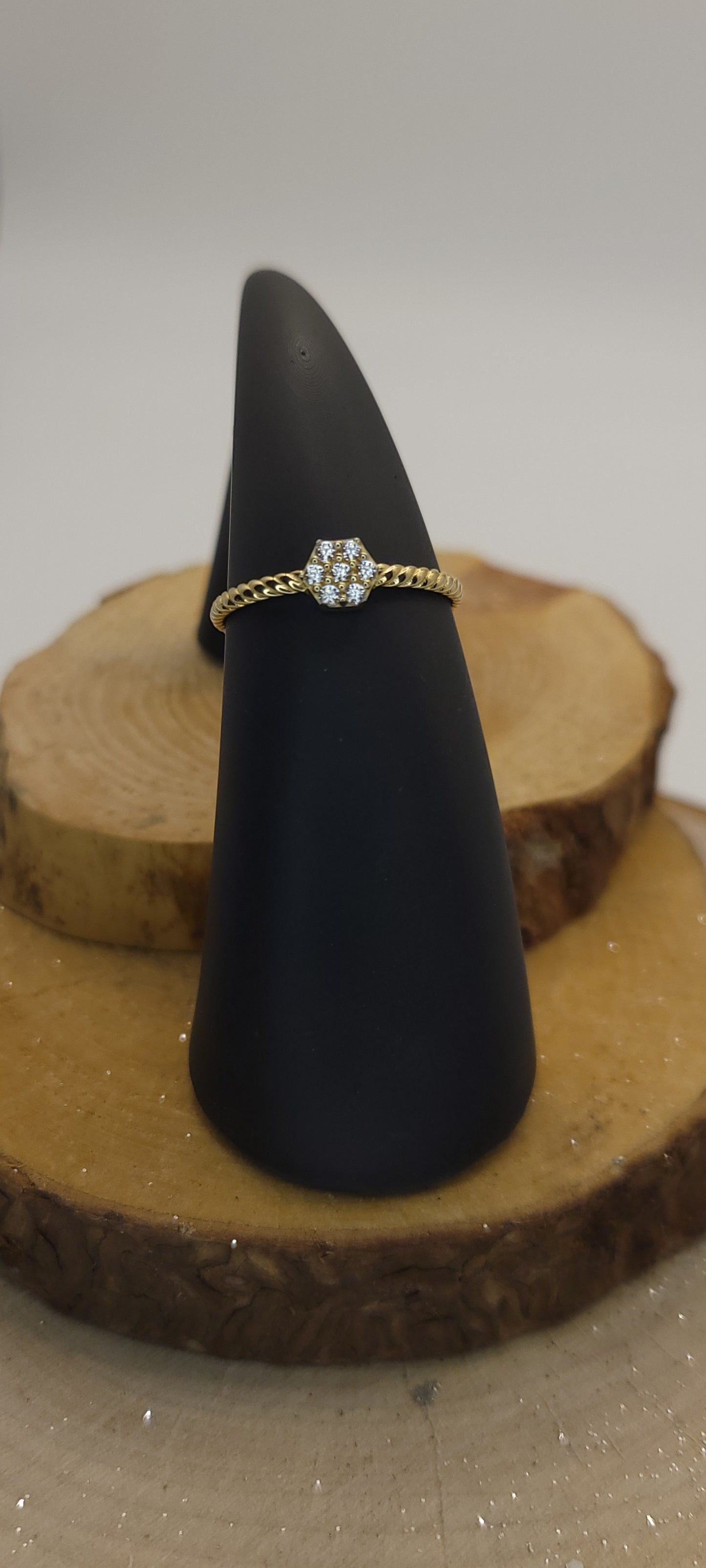 ✨ Bague HexaLumière – Or 10K & Zircon