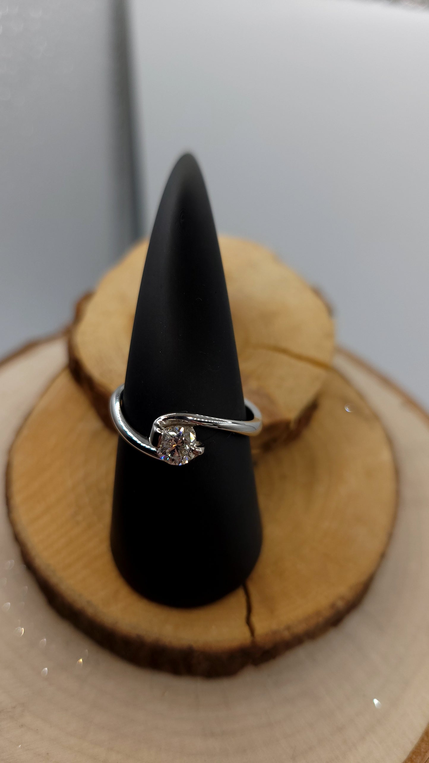SPÉCIAL✨️Bague solitaire en or blanc
