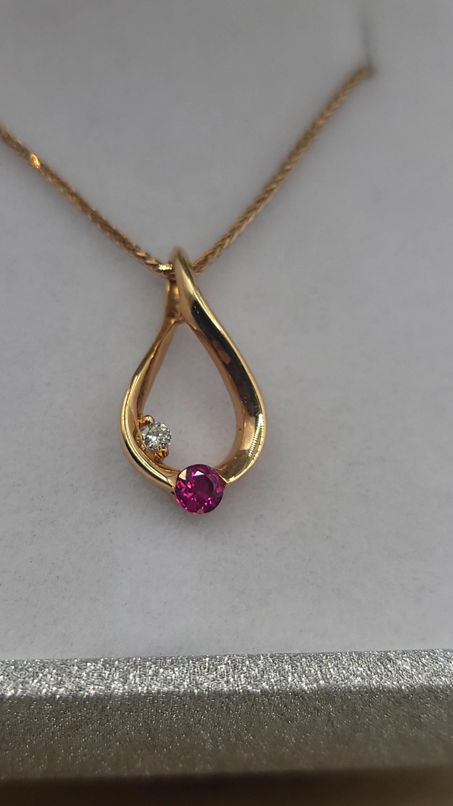 📿Pendentif diamant + Rubis