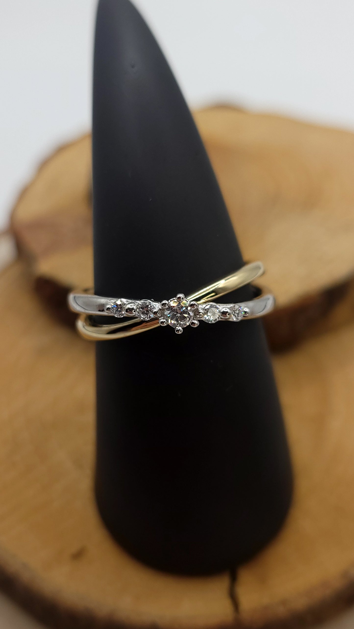 ✨️Bague Élégance Étoilée – Or 10K Deux Tons & Diamants de Laboratoire