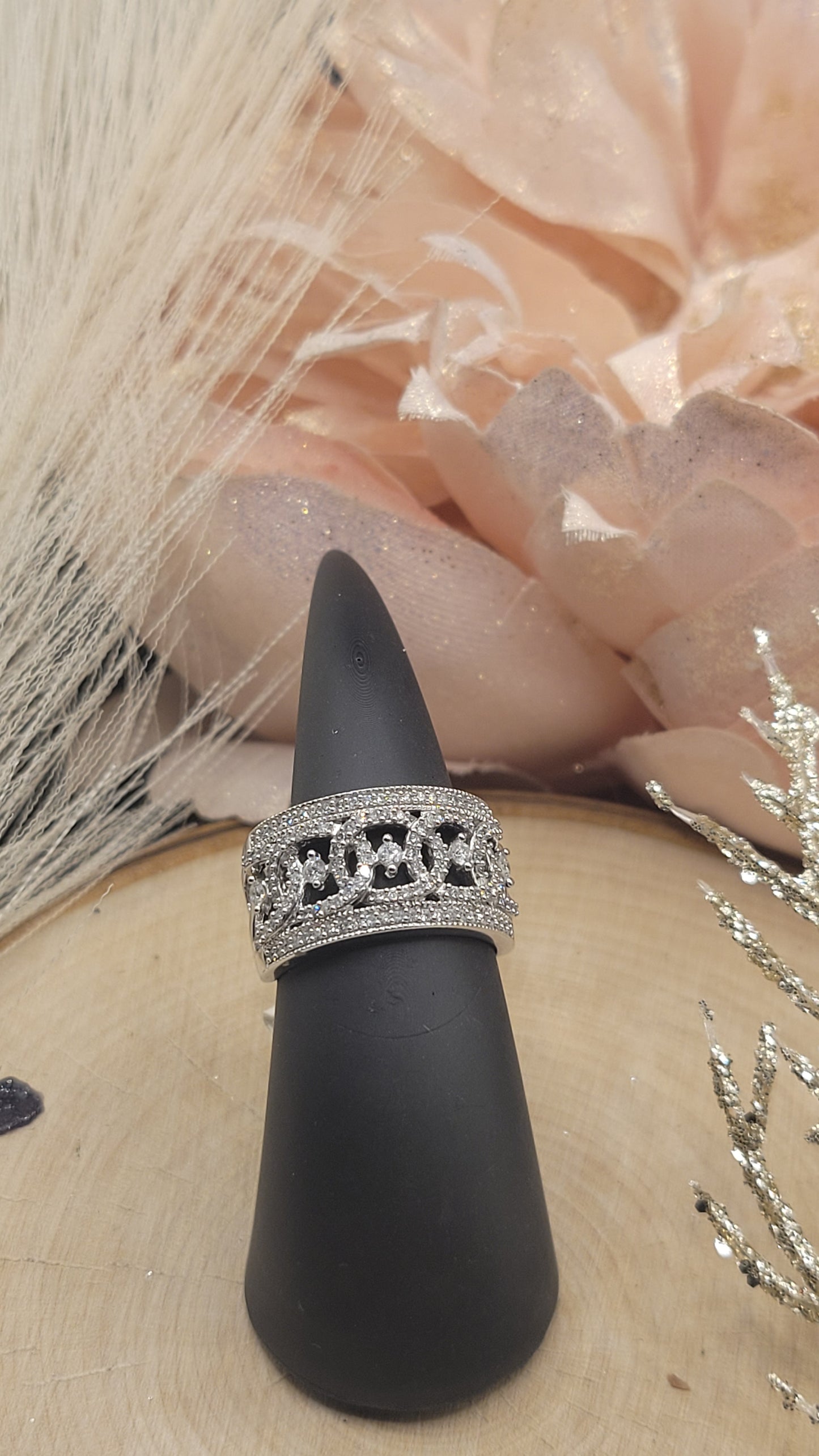 ✨️Bague en or blanc 10k – 1,2 ct d’éclat sculpté