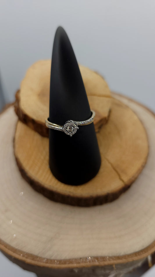 ✨️Bague Halo Majestueuse – Or jaune 14k & diamants de laboratoire (18ct)