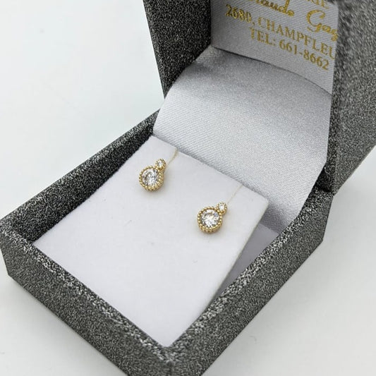 Boucles d'oreilles en or 10K avec des Cubiques Zirconium