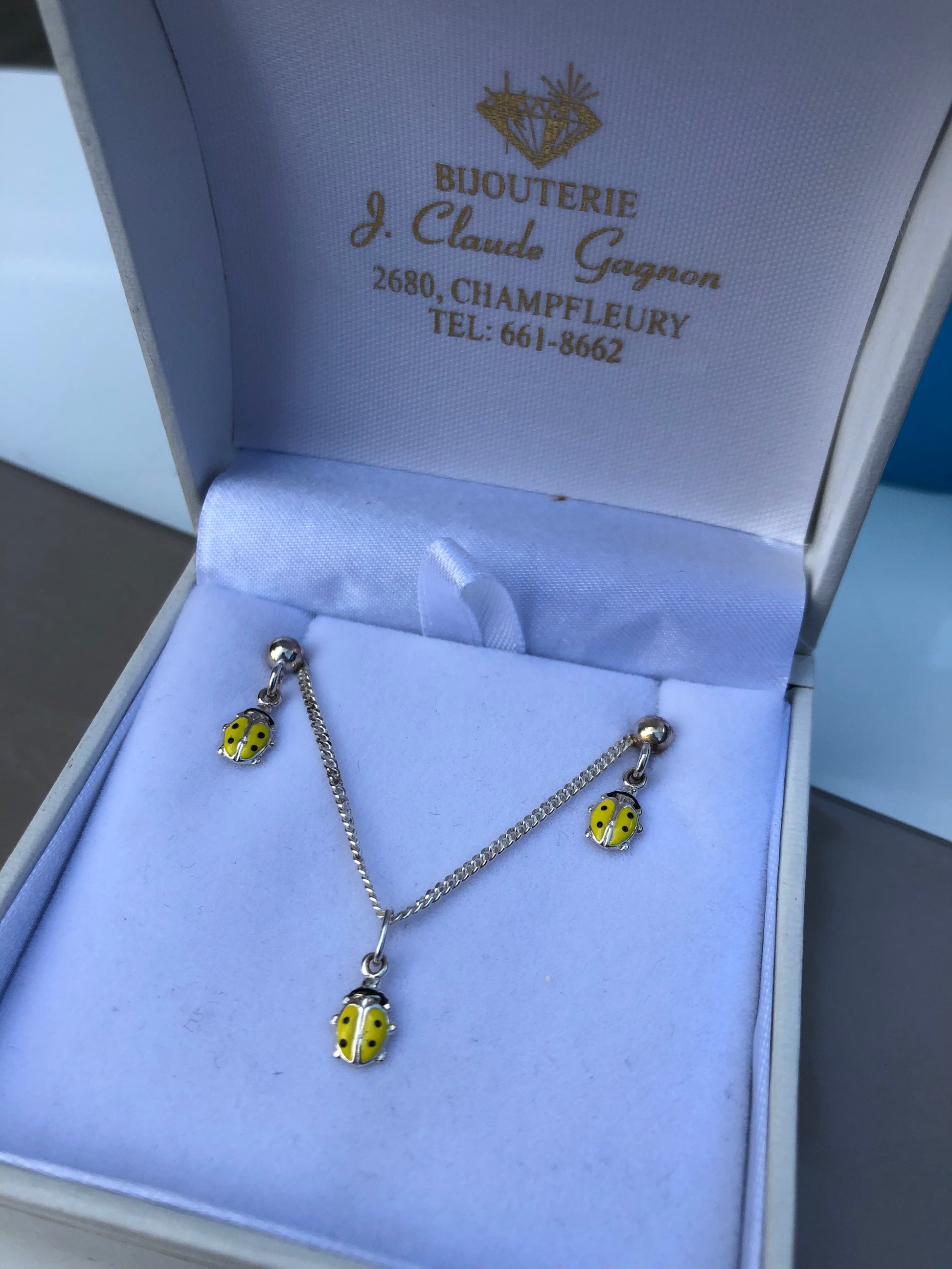 Ensemble de coccinelles jaune en argent - Bijouterie Jean-Claude Gagnon