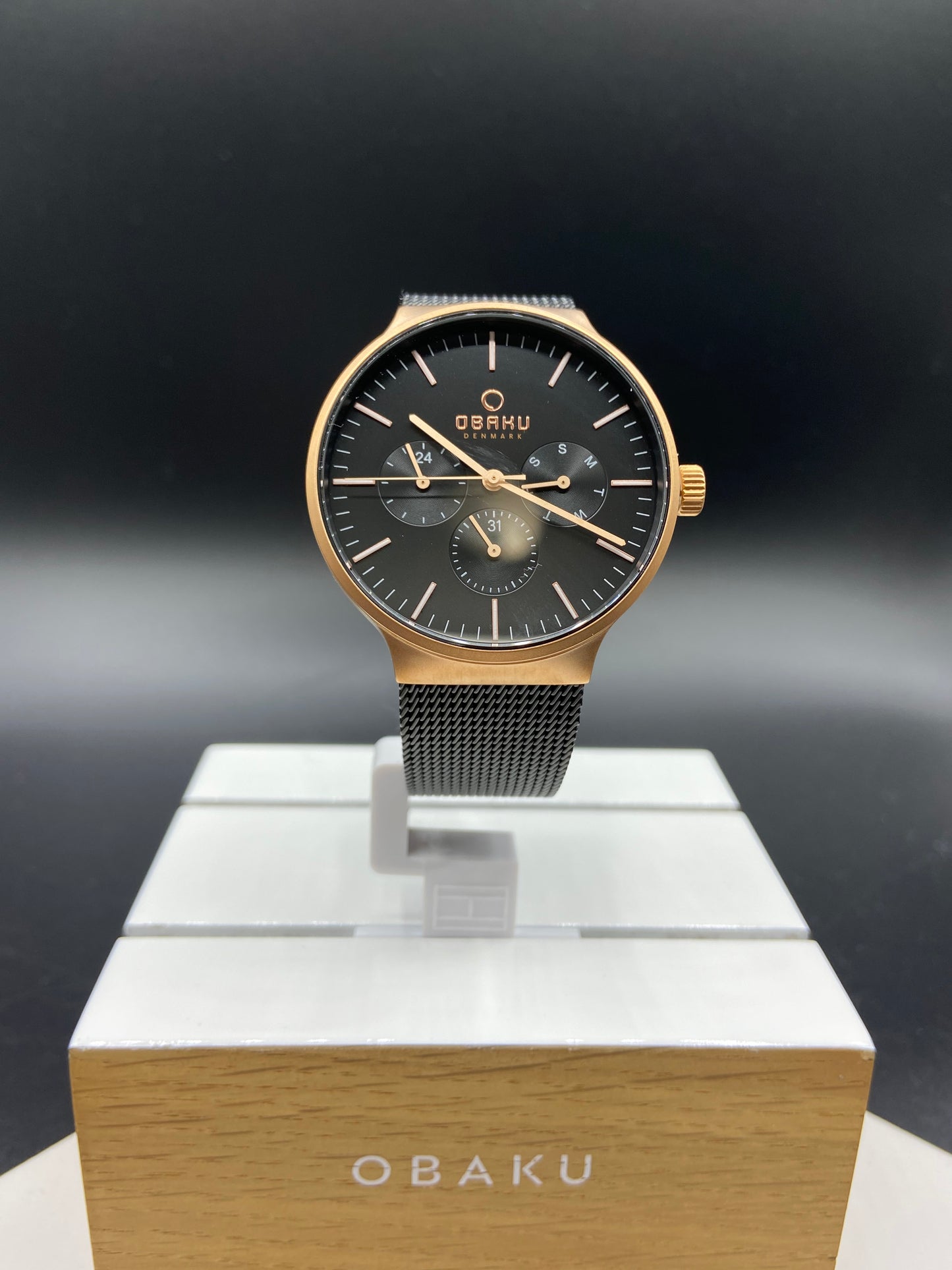 Montre Obaku avec cadran et bracelet noir - Bijouterie Jean-Claude Gagnon